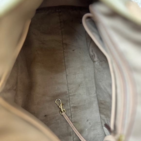 Micheal Kors speedy bag - Picture 7 of 8